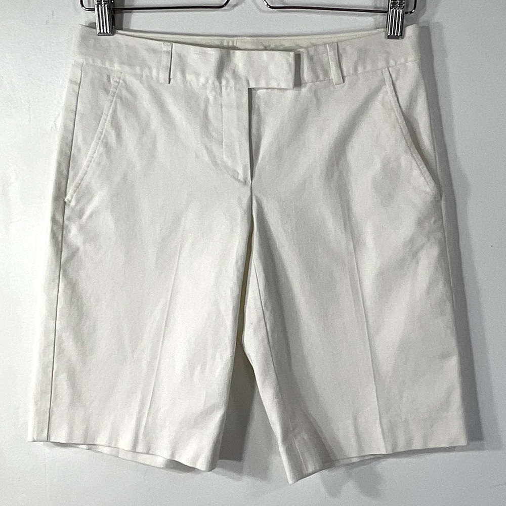Theory White Women's Bermuda Shorts Size 2